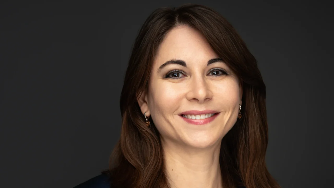 Sarah C. Hull: Evidence Supports Plant-Forward Diets, Not Raw Milk or Beef Tallow Trends