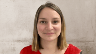 Laura Bouvet Receives the Young Investigator Award at ECTH 2025