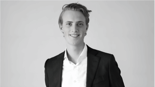 Lucas de Vries Defends His PHD Combining Physics, Deep Learning and Medical Imaging