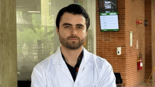 Alejandro Toro-Pedroza Celebrates a Transformative Learning Journey at Yale Cancer Center