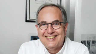 Pall T. Onundarson: This JACC Review is Highly Biased in Favor of DOAC Drugs