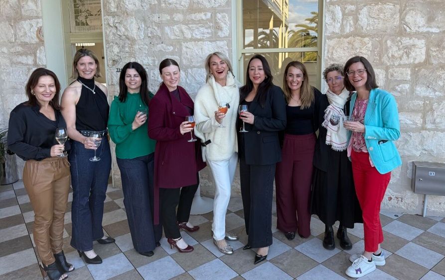 Lisa Murphy Quoted Aristotle: Knowing Yourself is The Beginning of Wisdom 1 Lisa Murphy Quoted Aristotle: Knowing Yourself is The Beginning of Wisdom