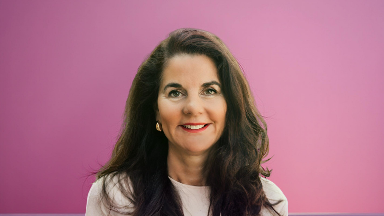 Dr. Martha Boeckenfeld Shares VetiGel Creation Experiment: How A 17-Year-Old Mixed Algae in a Small Hidden Lab