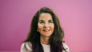 Dr. Martha Boeckenfeld Shares VetiGel Creation Experiment: How A 17-Year-Old Mixed Algae in a Small Hidden Lab