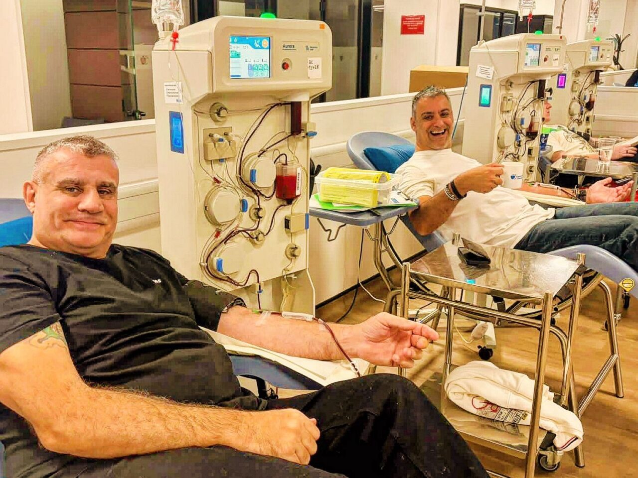 Phil Upton and Paul Cadman at the Plasma Donor Centre in Birmingham: 1500ml Summary Donation! 1 Phil Upton and Paul Cadman at the Plasma Donor Centre in Birmingham: 1500ml Summary Donation!