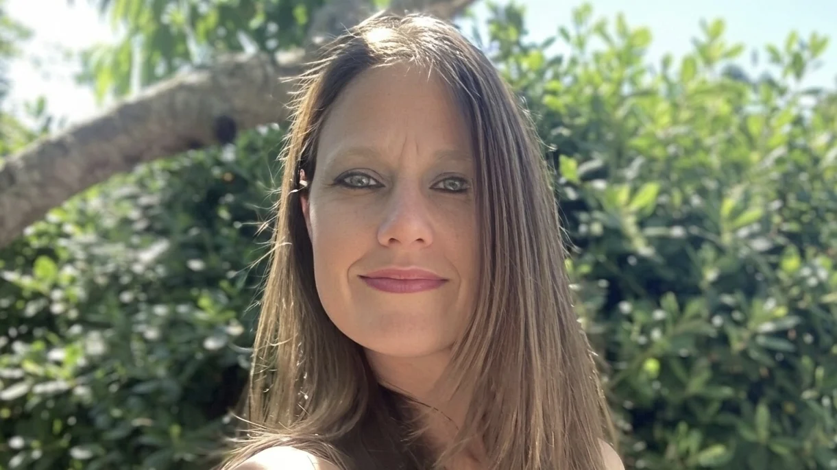 Amanda Johnson: The Stretch of Science in the History of EDS