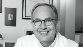 Pall T. Onundarson: Is Anonymous Peer Review Always Objective