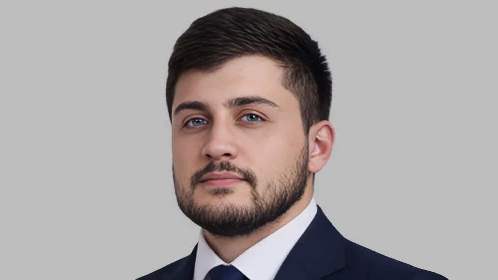 Smbat Marukyan: How Inflamed Gums Can Lead to a Heart Attack – The Chain of Events