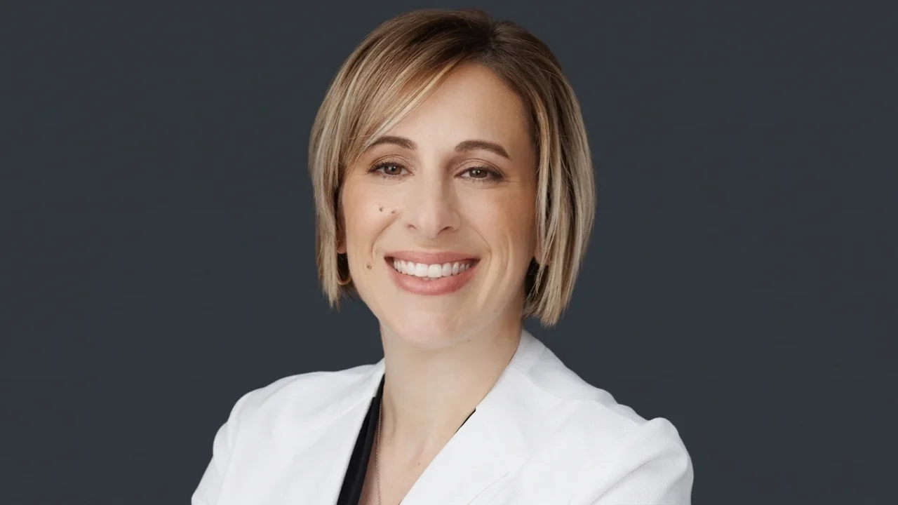 Tracy Madsen: Migraine Remains Associated with An Increased Risk of Ischemic Stroke Even After Menopause