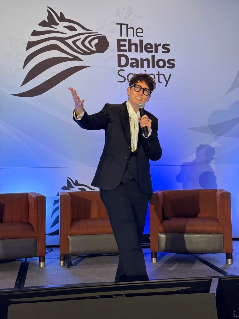 Lara Bloom: Building a Global Community to Transform Ehlers-Danlos Care 1 Lara Bloom: Building a Global Community to Transform Ehlers-Danlos Care