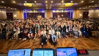 Lara Bloom: Building a Global Community to Transform Ehlers-Danlos Care