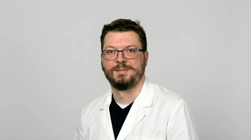 Cesarovic Nikola: FDA Data Reanalysis Raises Questions About Moderna’s mFLUSIVA Risk-Benefit Profile