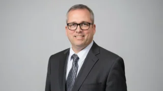 Keith Lamb: Prone Positioning early during ECMO improves outcomes