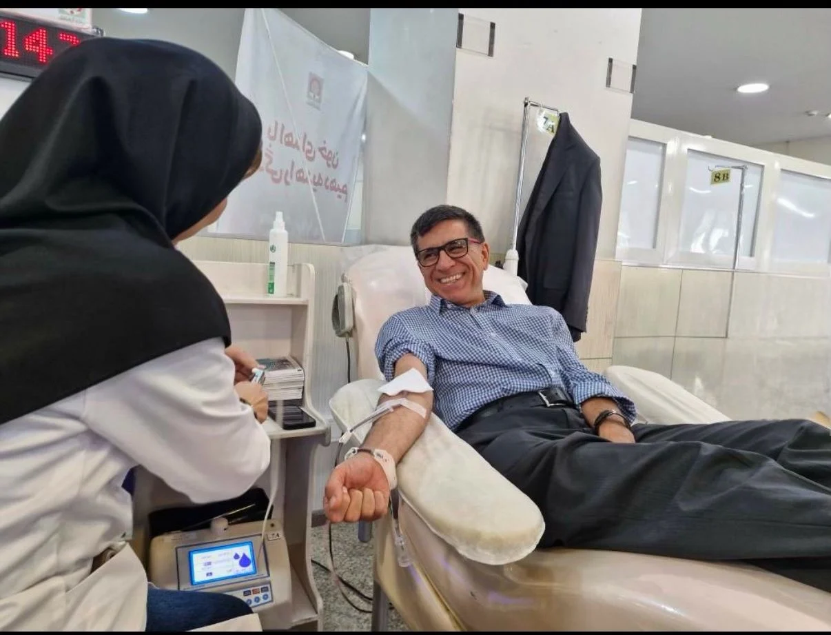 Ahmad Gharehbaghian: Supporting Blood Transfusion Teams and Strengthening Iran’s Blood Supply 1 Ahmad Gharehbaghian: Supporting Blood Transfusion Teams and Strengthening Iran’s Blood Supply