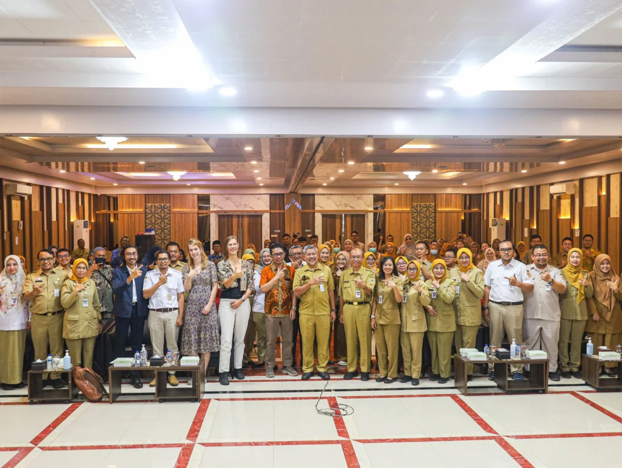 Merel Timmer: Hemophilia Twinning Partnership Strengthens Care and Quality of Life in Indonesia 1 Merel Timmer: Hemophilia Twinning Partnership Strengthens Care and Quality of Life in Indonesia