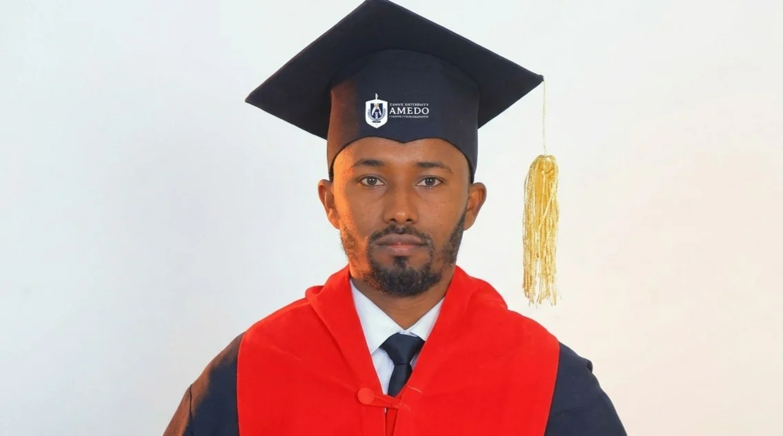 Zelalem G. Moges: Recognizing Leech Infestation in Rural Patients with Unexplained Vaginal Bleeding